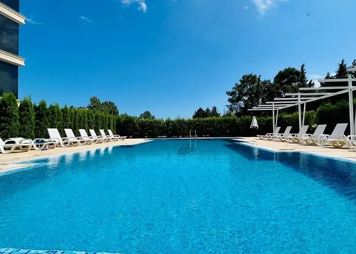 Bratanov Vip Vision サニービーチ