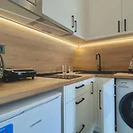 Bratanov Vip Vision סאני ביץ'