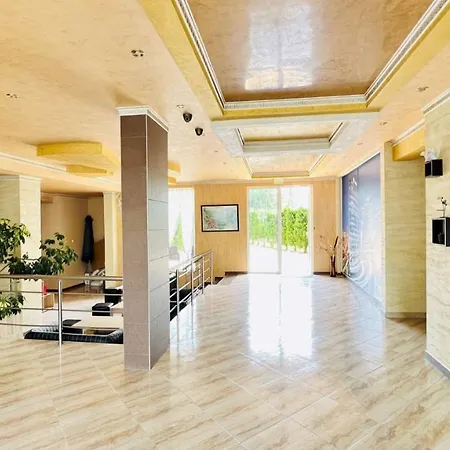 Bratanov Vip Vision Slantchev Briag